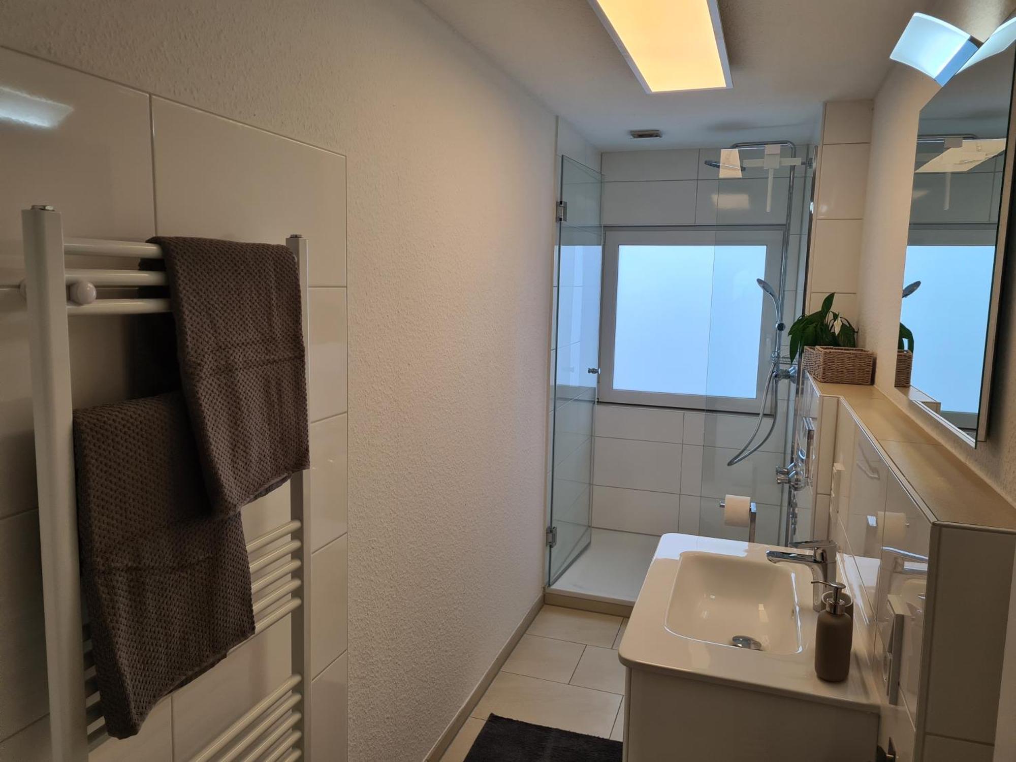 Ferienwohnung In Erftstadt 2 Min Fusslaeufig Zum Bahnhof, Phantasialand, Koeln, Koeln Messe, Eifel Buitenkant foto